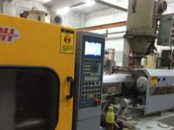 香港震雄128吨注塑机 深圳工程机械机电设备的高效生产利器